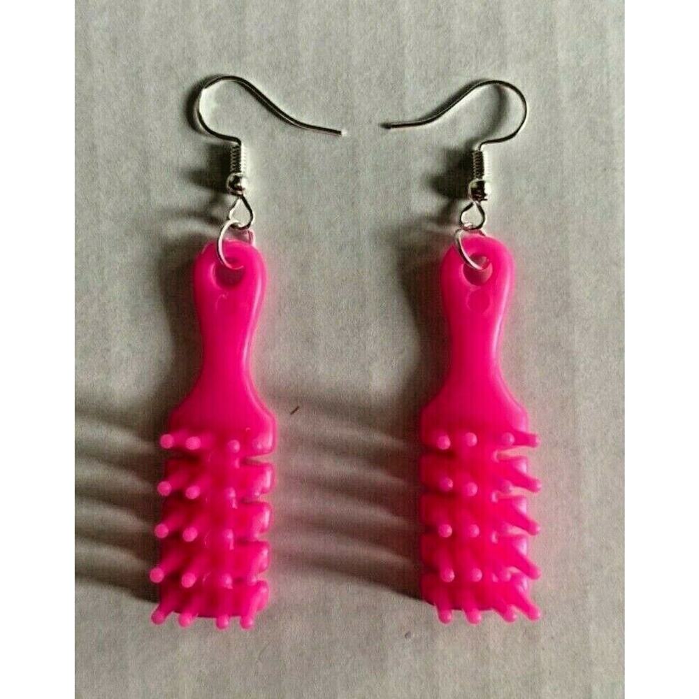 New from Vintage Mini Pink Hairbrush Cracker Jack Charms Costume Jewelry C10
